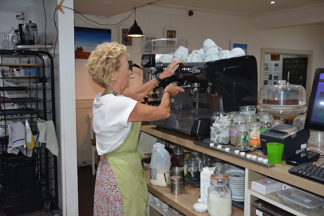Volunteering in Gavin's Mill Cafe